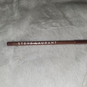 Steve Laurant lip liner -Vogue